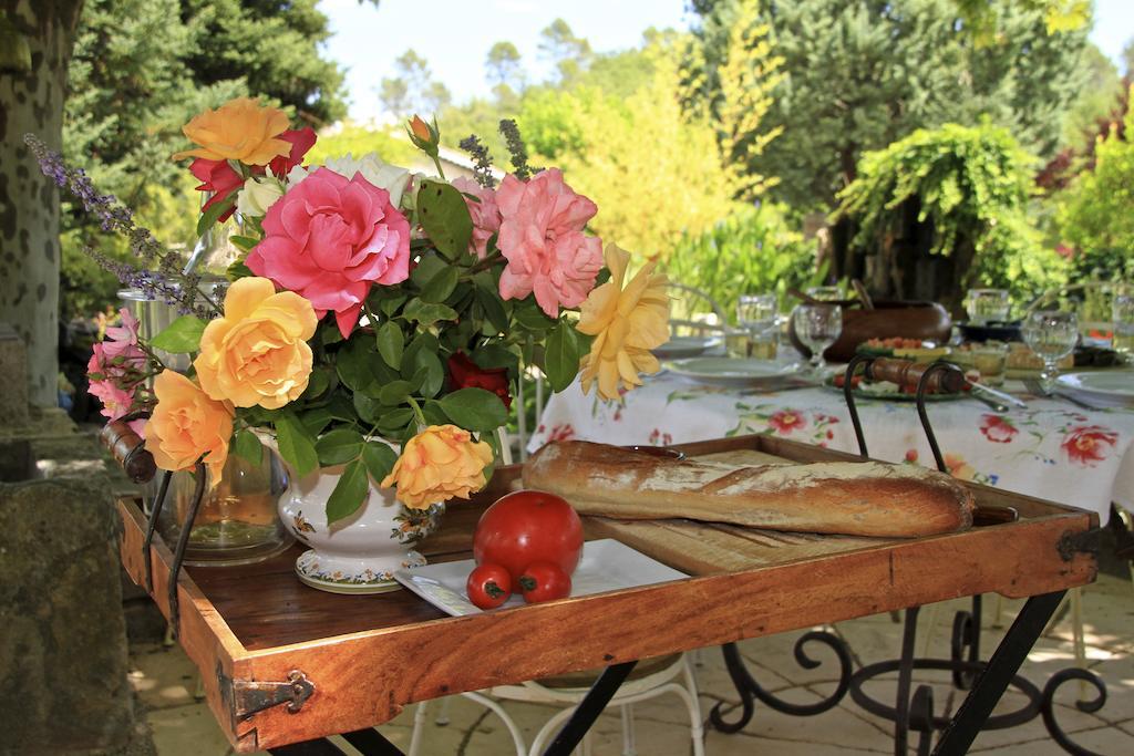 Une Campagne En Provence Bras 객실 사진