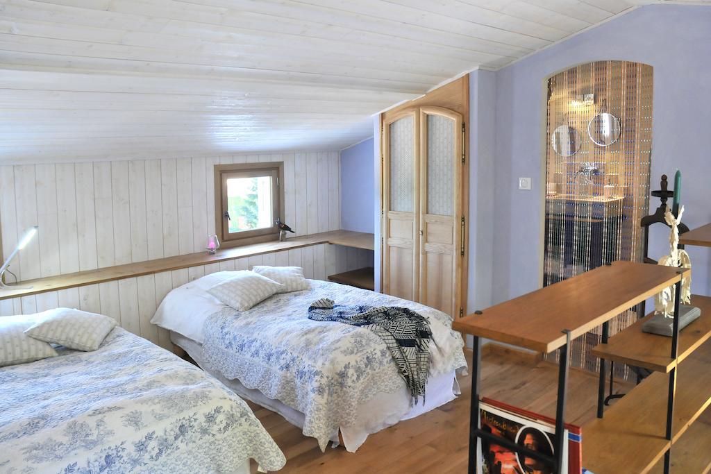 Une Campagne En Provence Bras 객실 사진